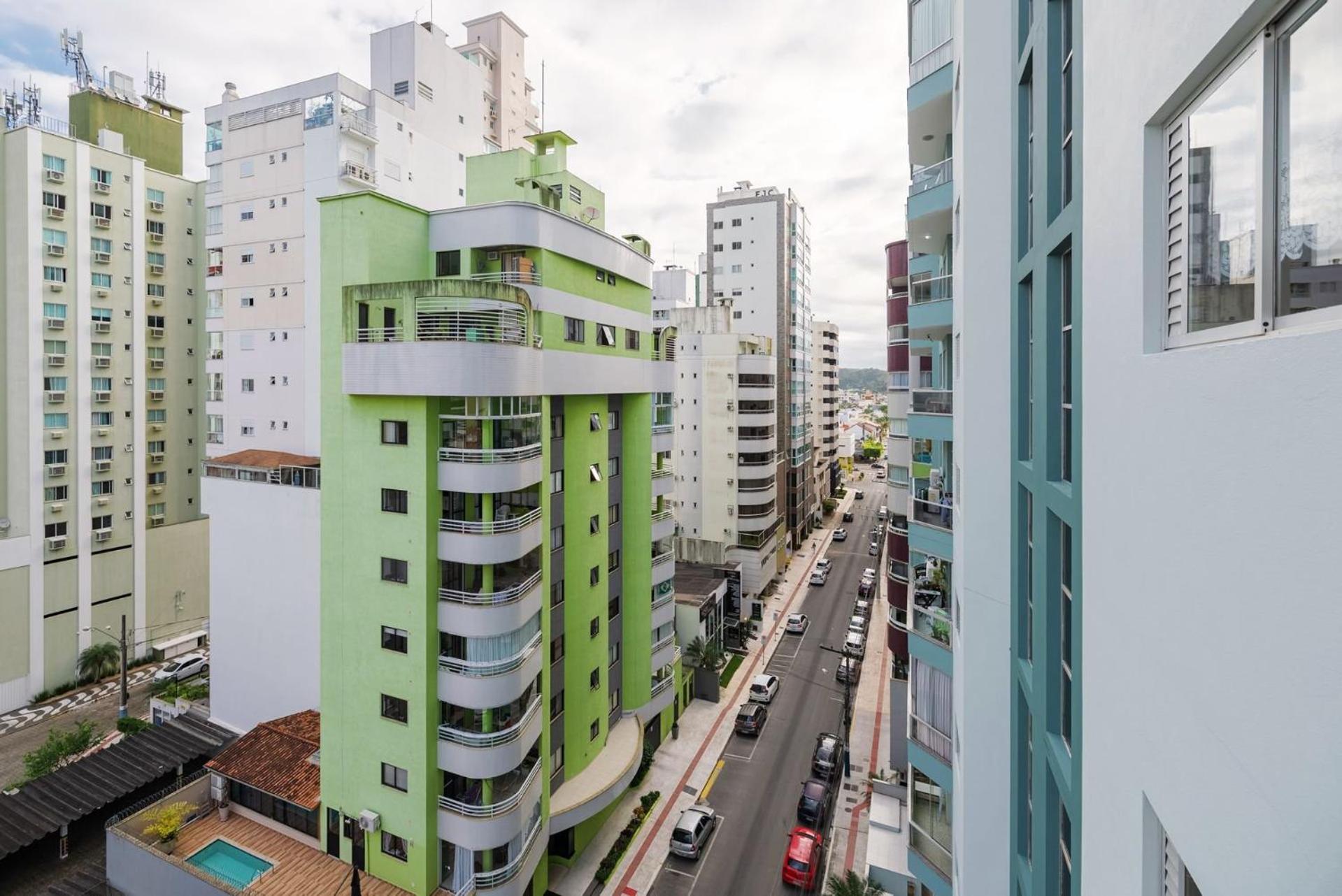 Apto Com Varanda 400m Do Mar B Camboriú Rft505